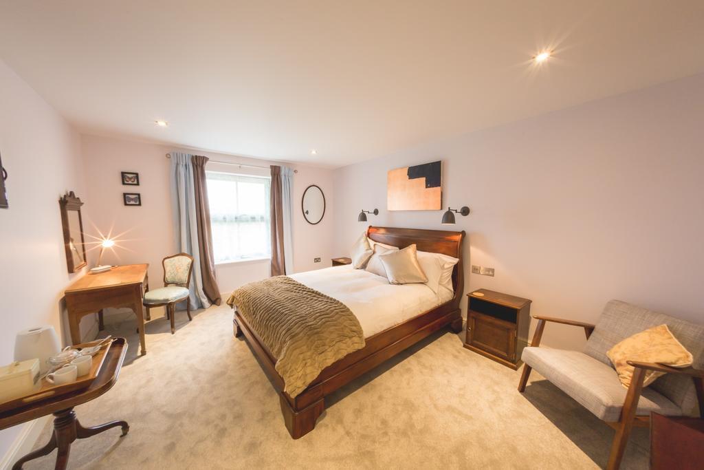 The Bower Inn Bridgwater Room photo
